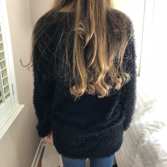 Solddd Outtt - Picture 3 of 3